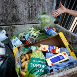 ‘Cruciale rol supers in strijd voedselverspilling’