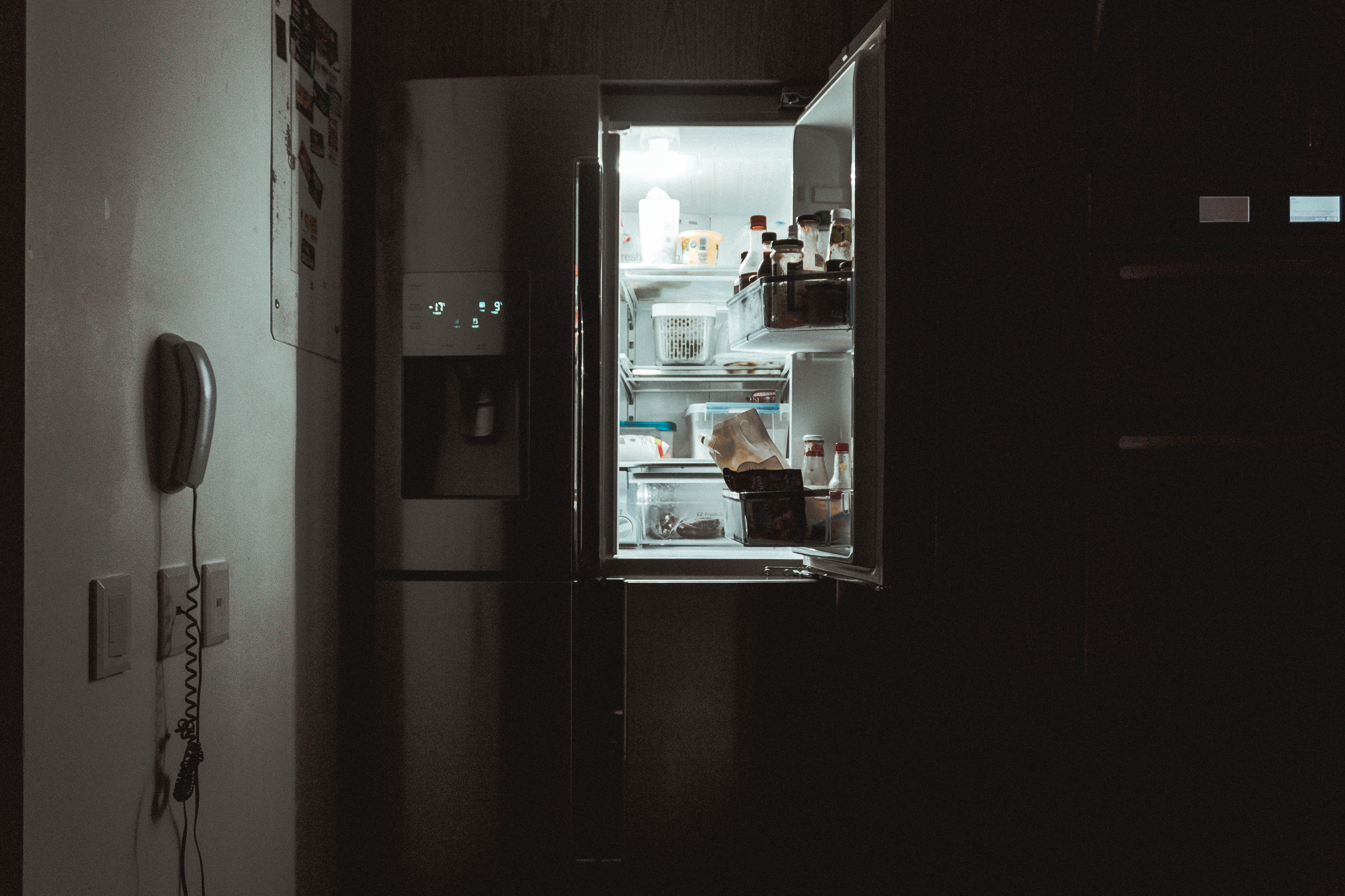 Slimme koelkast: kan je voedselverspilling tegengaan en energie besparen?